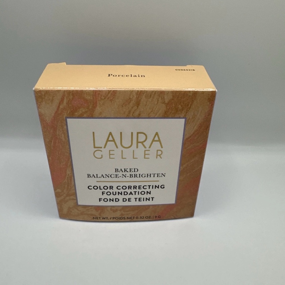 Laura Geller Color Correcting Foundation - Peachy Beige & Gold Box